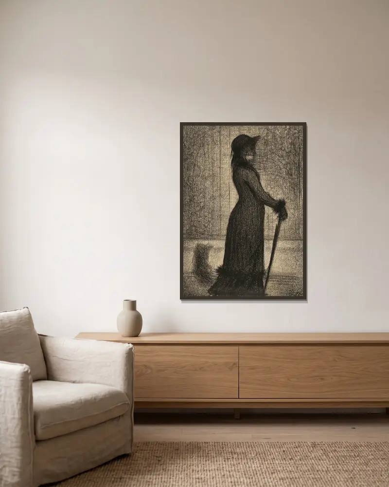 Woman Strolling (Une élégante) av Georges Seurat inramad på en vägg