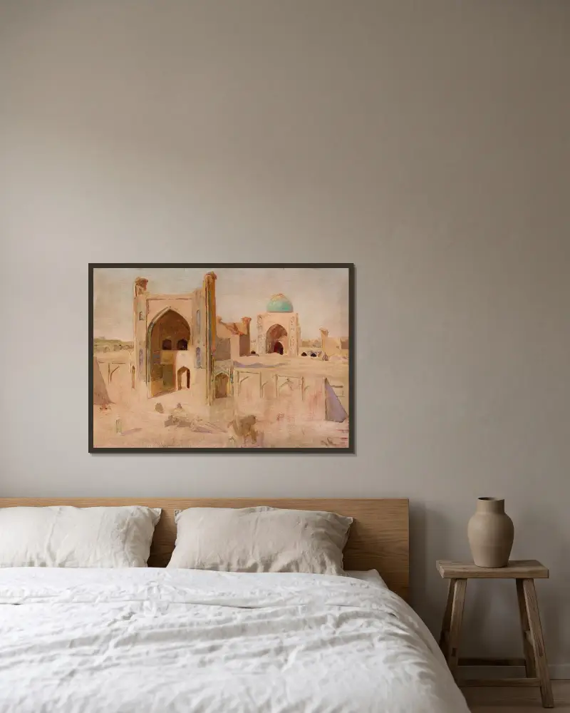 Kalanmoskén i Bukhara. Från resan till Turkestan av Jan Ciągliński inramad på en vägg