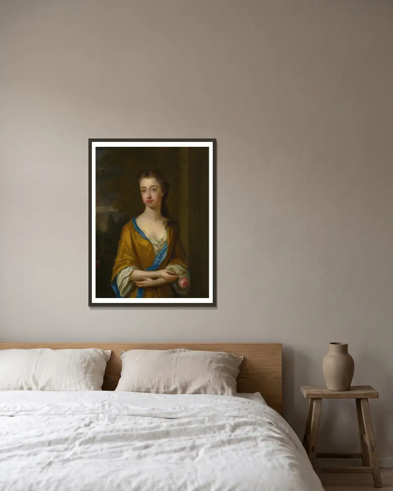 Portrait Of The Duchess Of Newcastle av Sir Godfrey Kneller inramad på en vägg