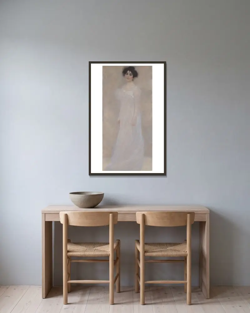 Serena Pulitzer Lederer (1867–1943) von Gustav Klimt gerahmt an einer Wand