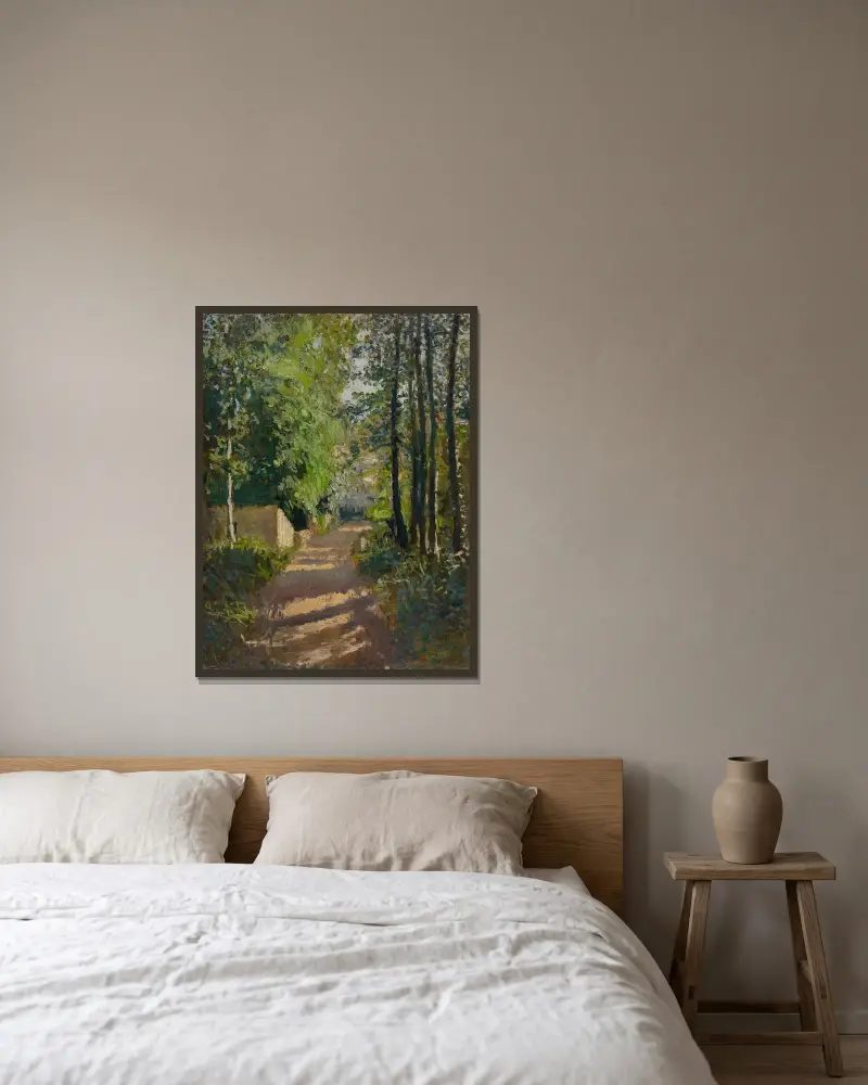 Allée sous-bois, Normandie av Gustave Caillebotte inramad på en vägg