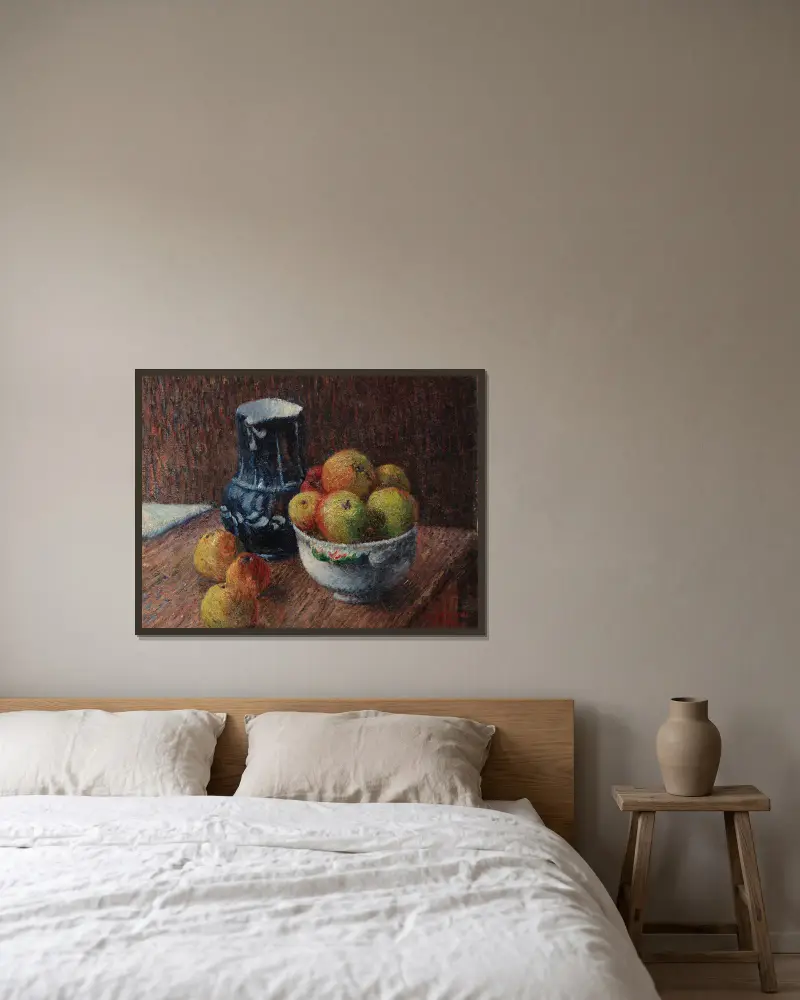 Nature morte, cruche et pommes av Gustave Loiseau inramad på en vägg