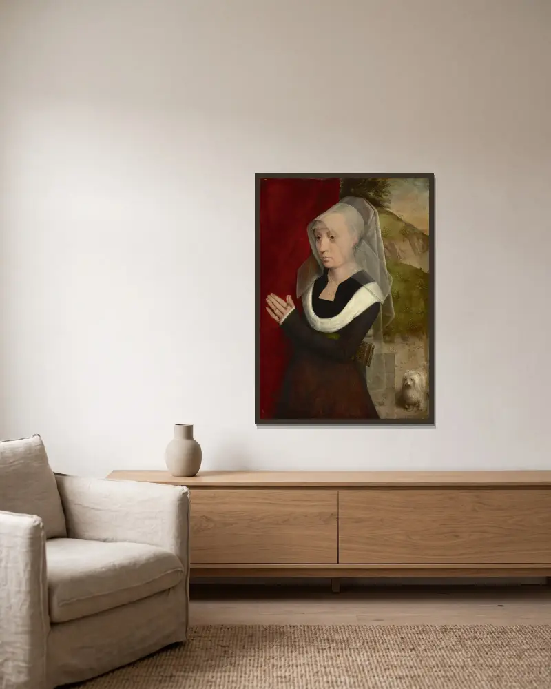 Portrait of a woman at prayer av Hans Memling inramad på en vägg