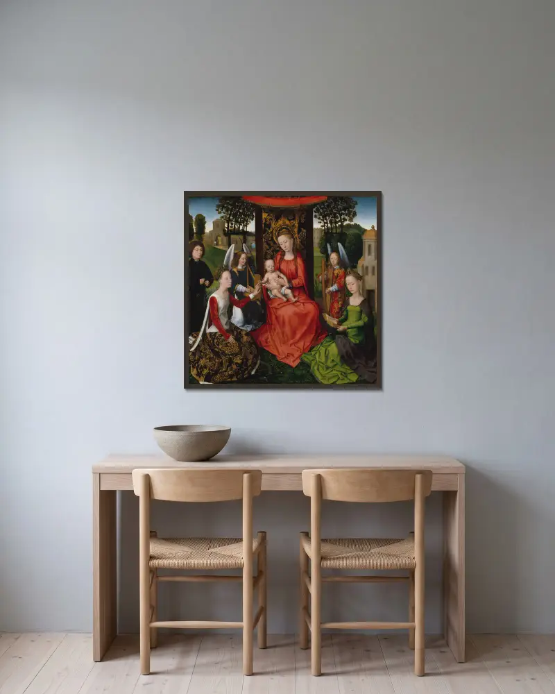 Virgin and Child with Saints Catherine of Alexandria and Barbara av Hans Memling inramad på en vägg
