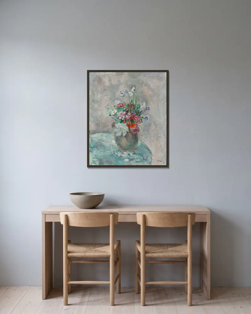 Blommor i vas av Henri Lebasque inramad på en vägg