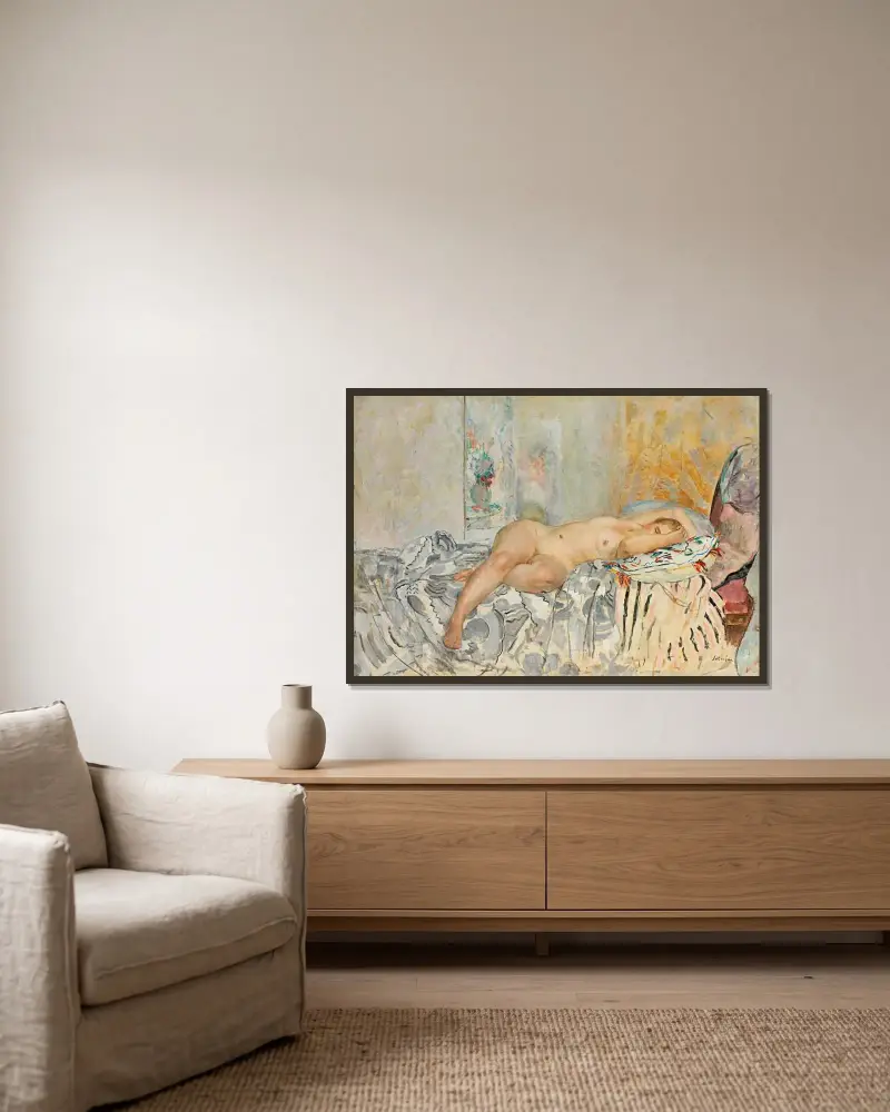 Kvinna liggande på spansk kudde av Henri Lebasque inramad på en vägg