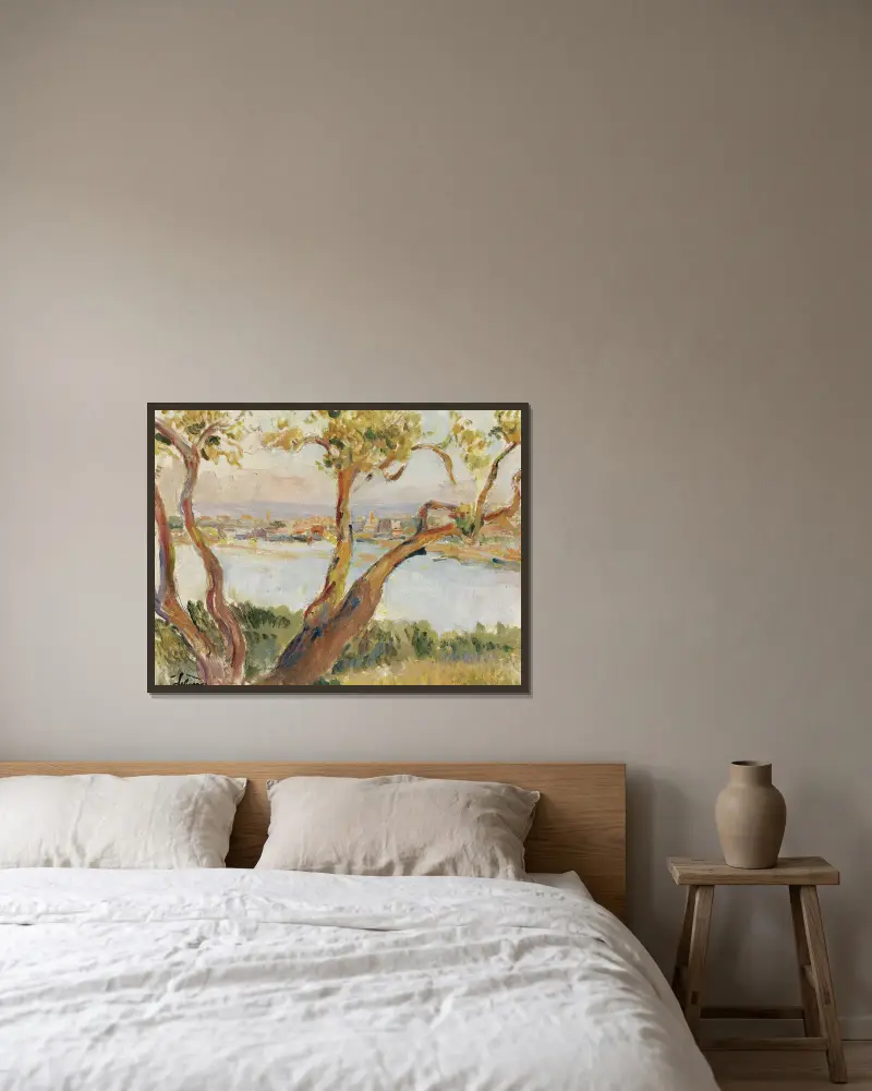 Blick auf Antibes von Henri Lebasque gerahmt an einer Wand