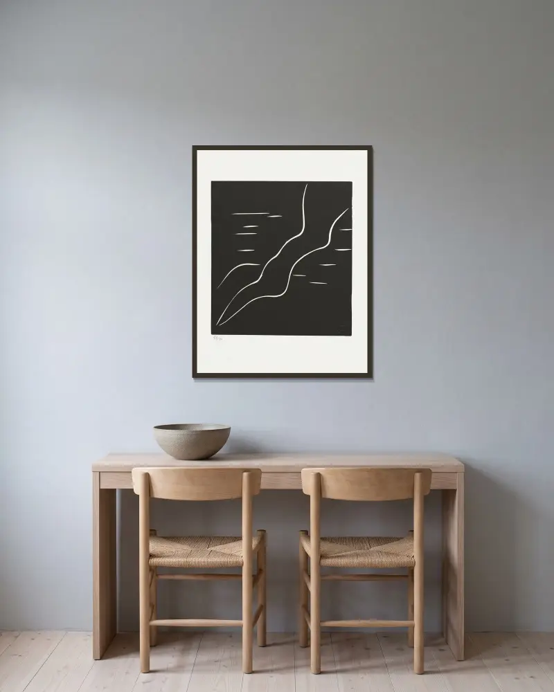 Le plongeon II av Henri Matisse inramad på en vägg