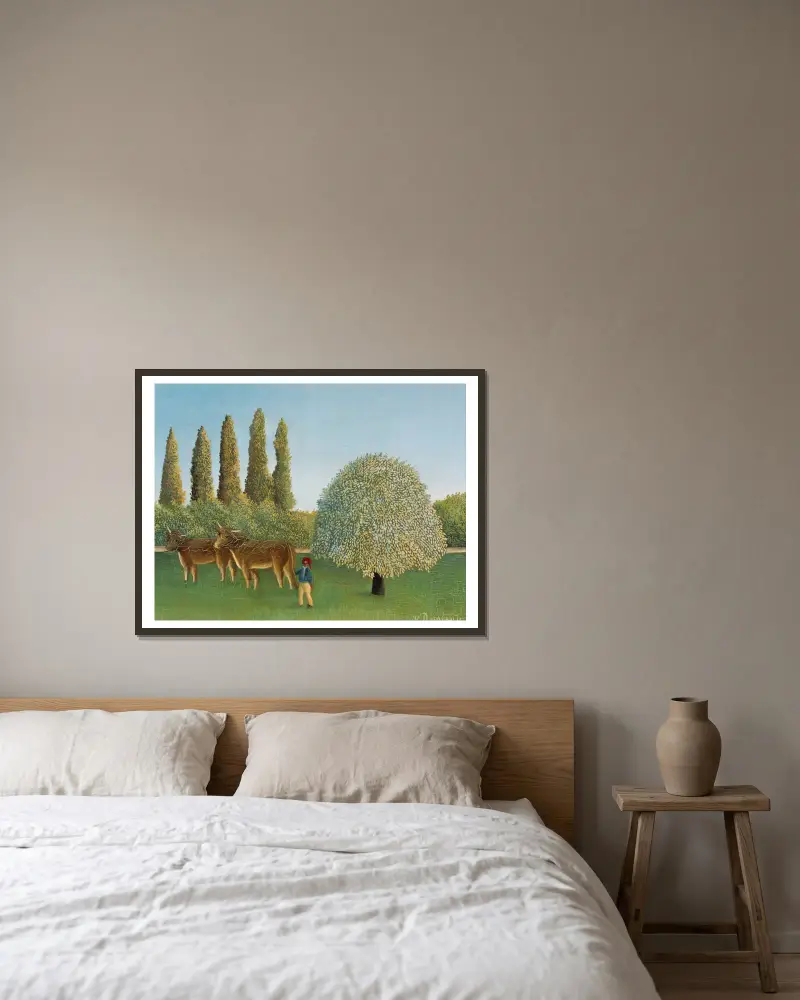 Wiesenlandschaft (Die Weide) von Henri Rousseau gerahmt an einer Wand