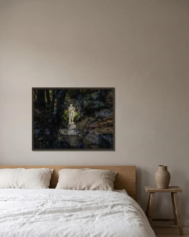 Faun’s pond av Henryk Siemiradzki inramad på en vägg