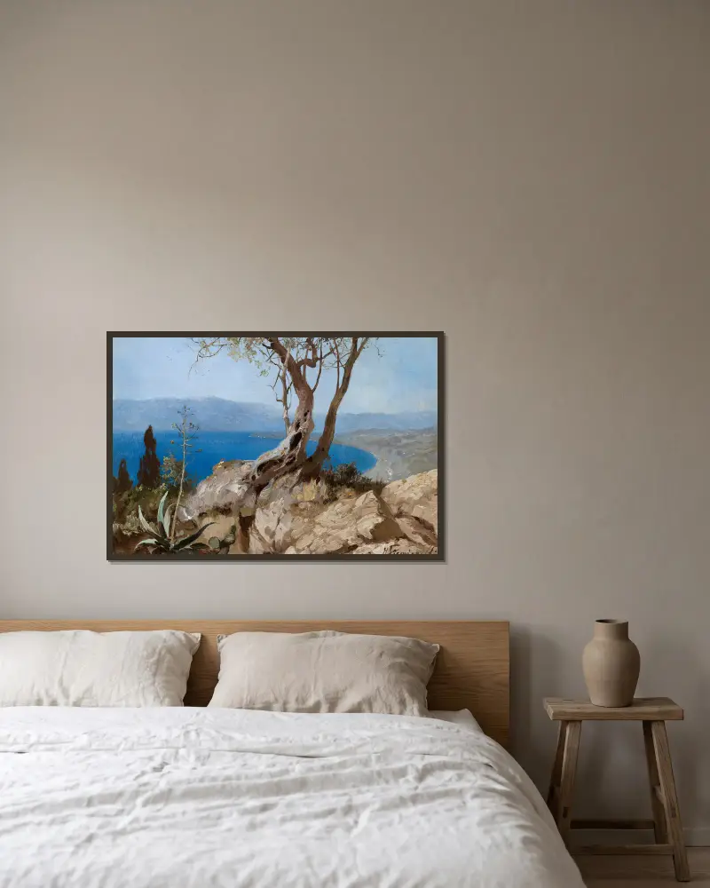 Seeblick mit Felskante von Henryk Siemiradzki gerahmt an einer Wand