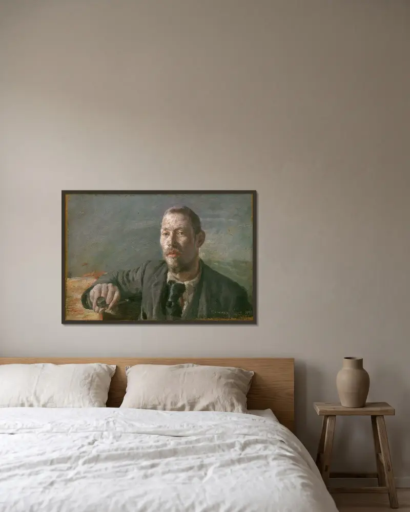 Self-portrait av Herman Norrman inramad på en vägg