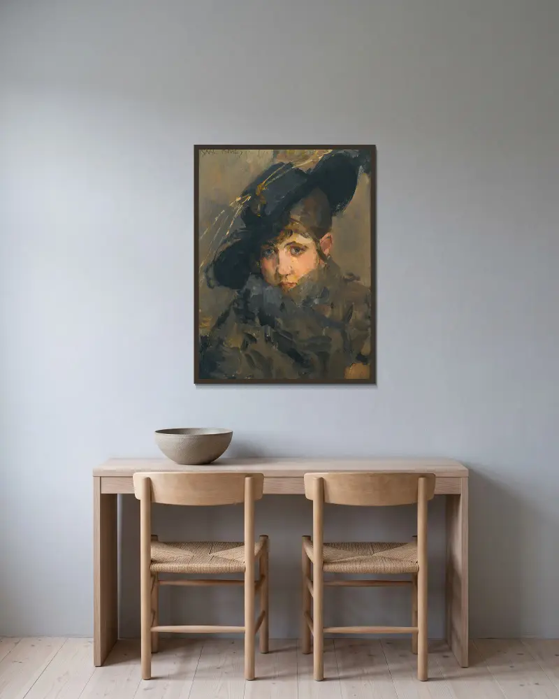 A lady in a hat with a fur collar av Isaac Israëls inramad på en vägg