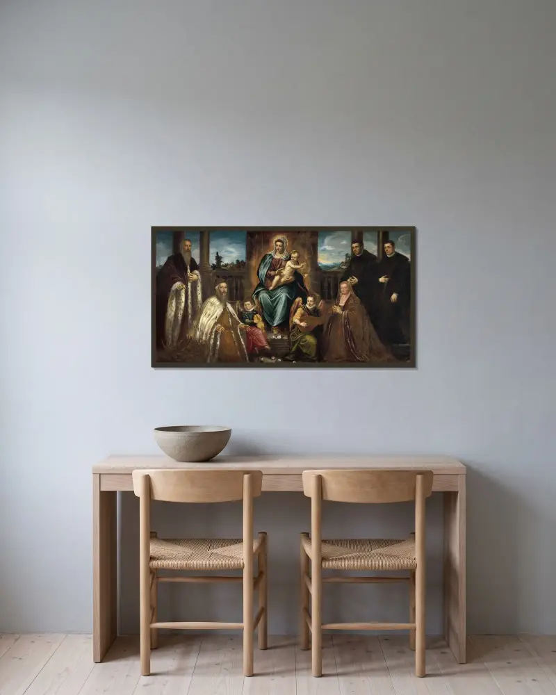 Doge Alvise Mocenigo und seine Familie vor der Madonna mit Kind von Jacopo Tintoretto gerahmt an einer Wand