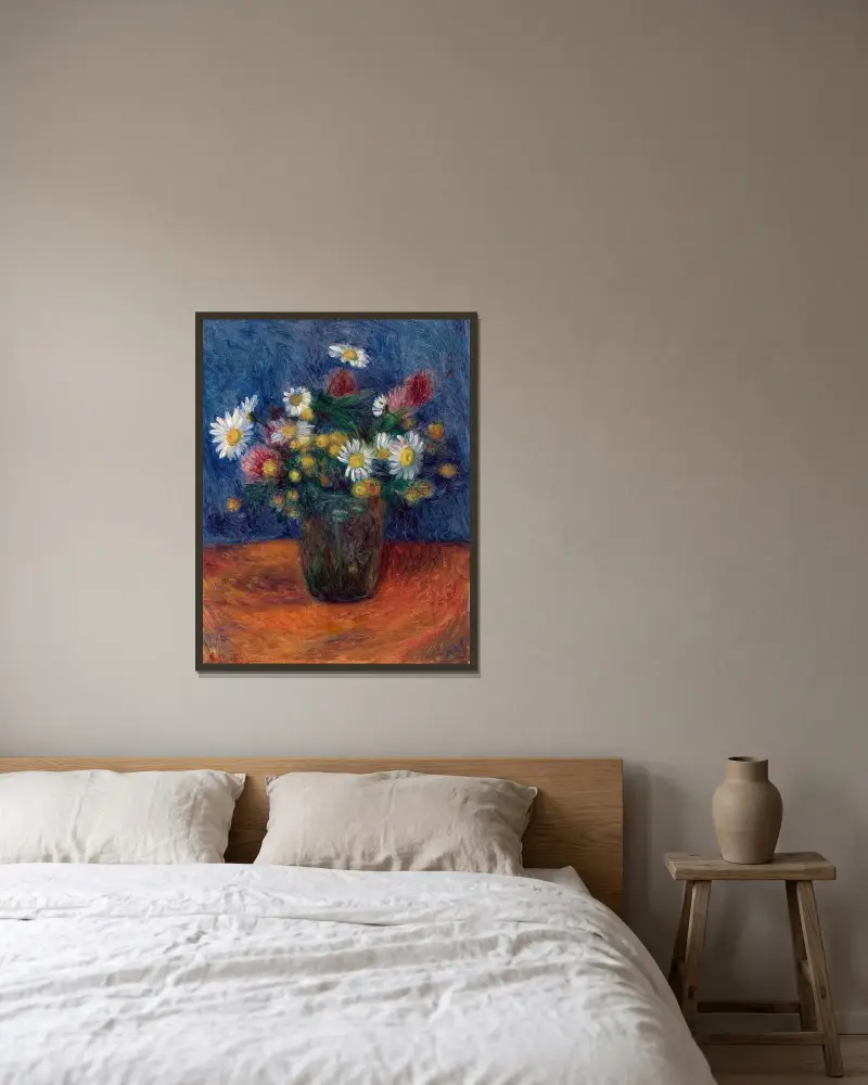 Blommor av William James Glackens inramad på en vägg
