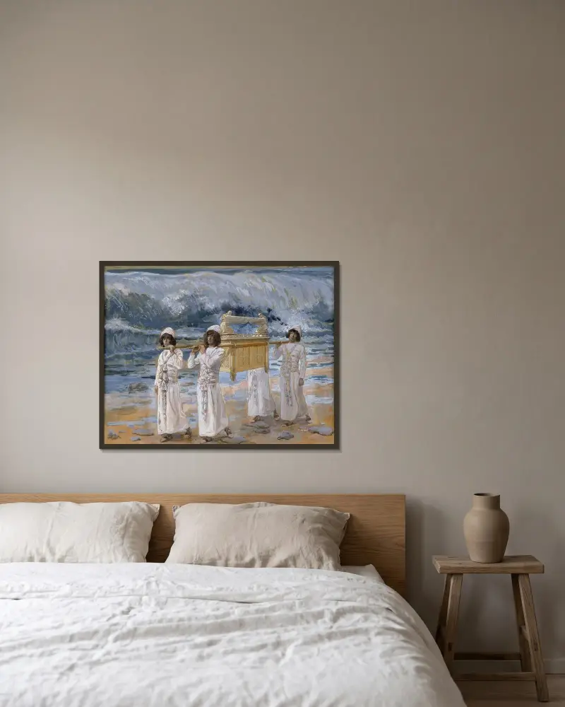 Die Arche zieht über den Jordan von James Tissot gerahmt an einer Wand