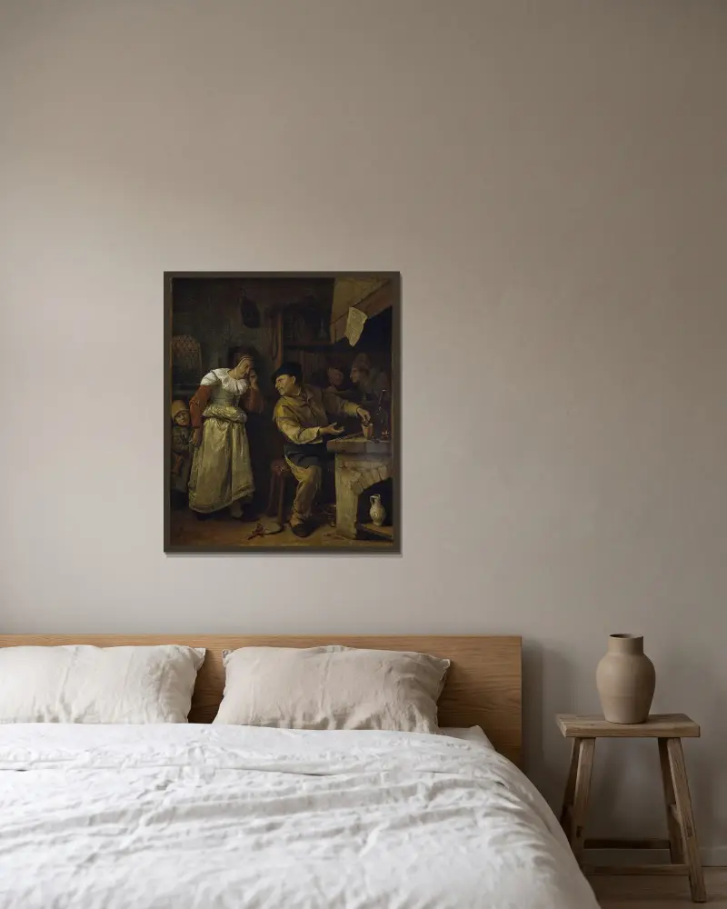 En guldsmed smälter ner en kvinnas smycken inför en notarie, 'Alkemisten' av Jan Steen inramad på en vägg