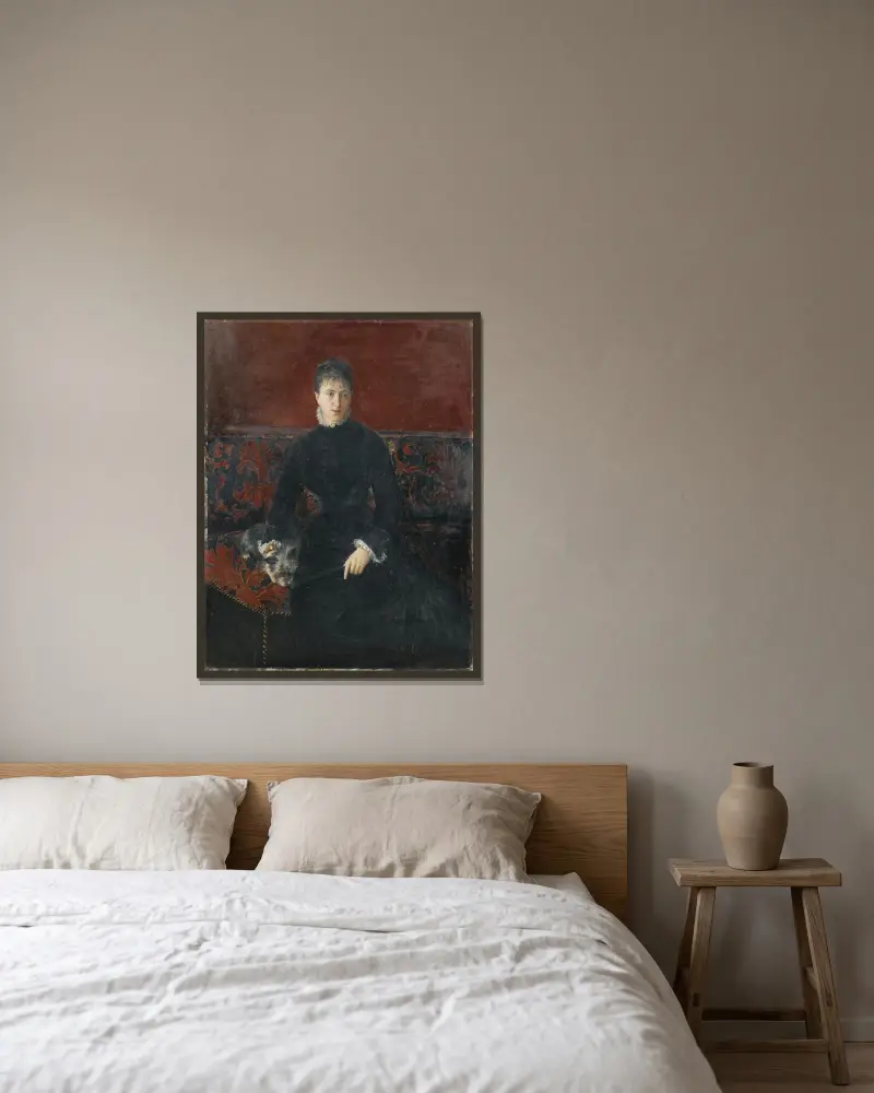 Portrait de Reine Bourdais av Jean Béraud inramad på en vägg