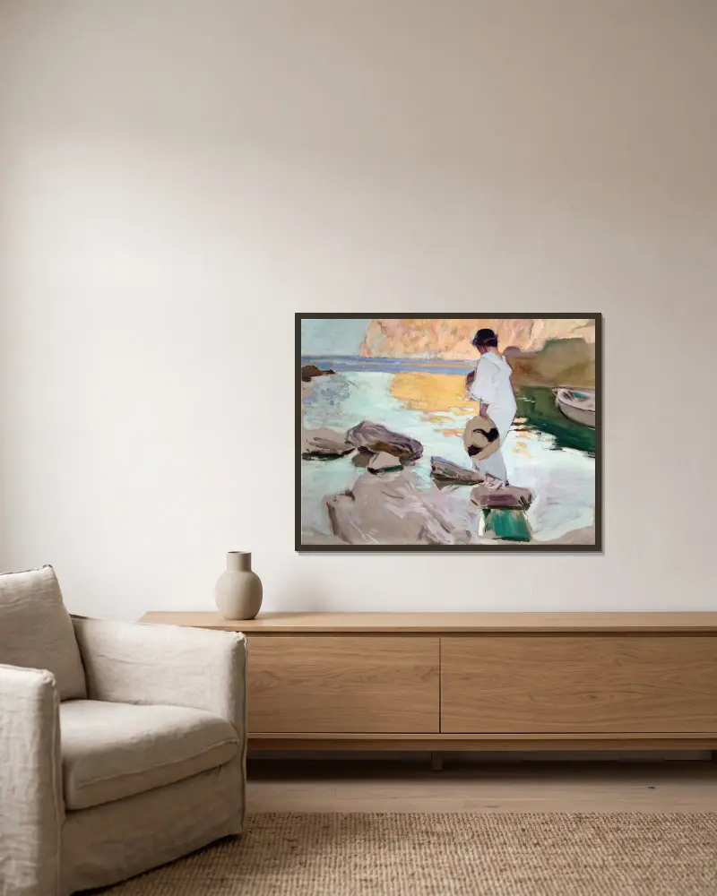 Elena at Cala de San Vicente av Joaquín Sorolla inramad på en vägg