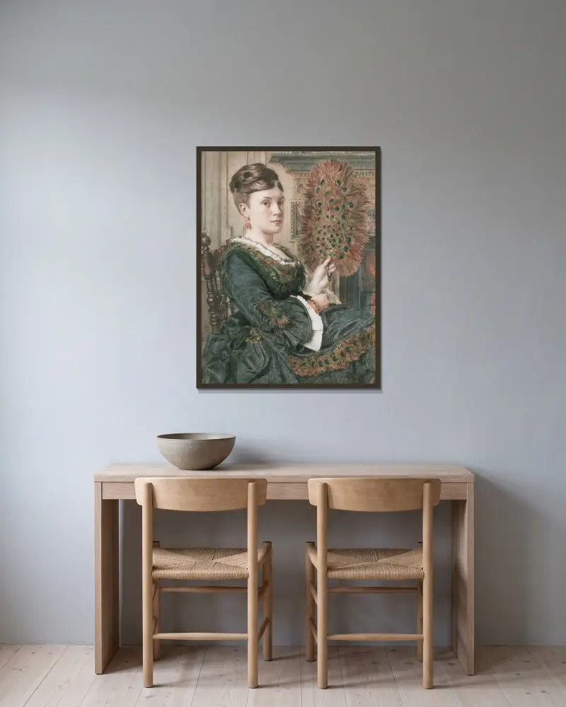 Påfågelssolen av Edward John Poynter inramad på en vägg