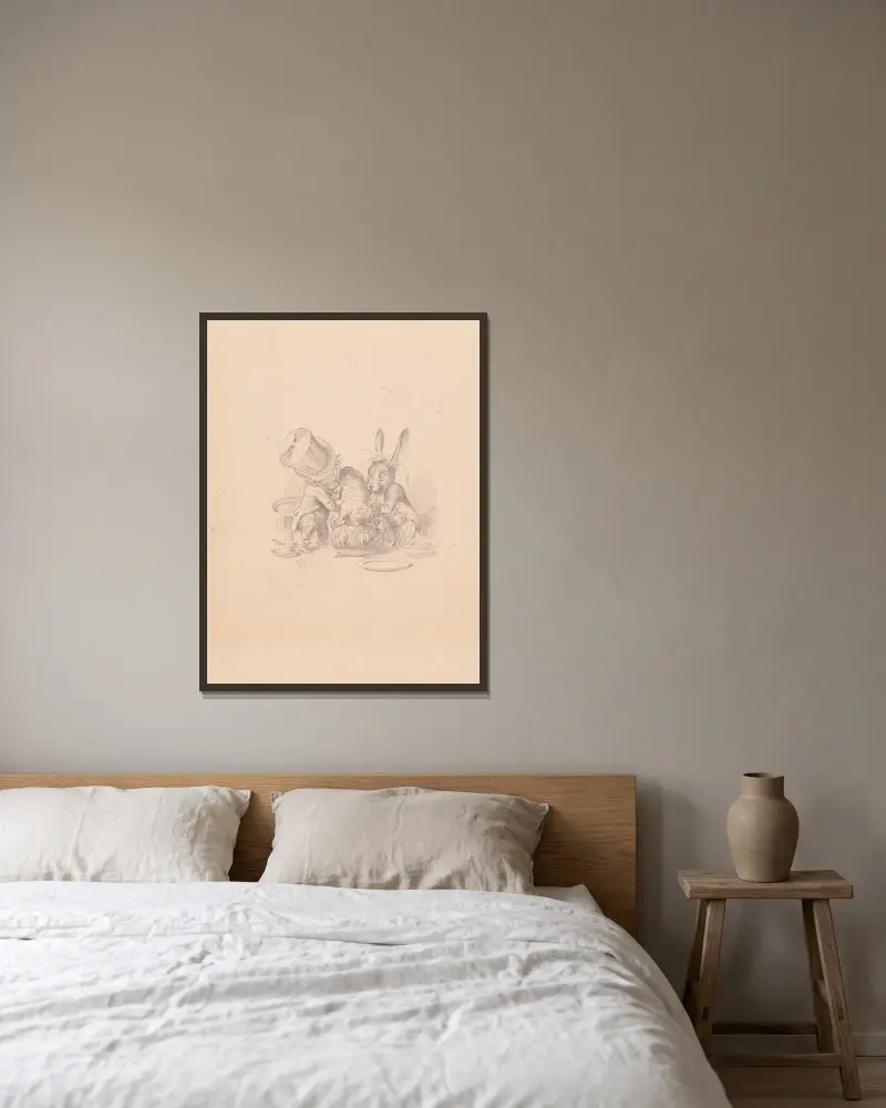 Drawing of Hatter and March Hare putting dormouse in teapot av Sir John Tenniel inramad på en vägg