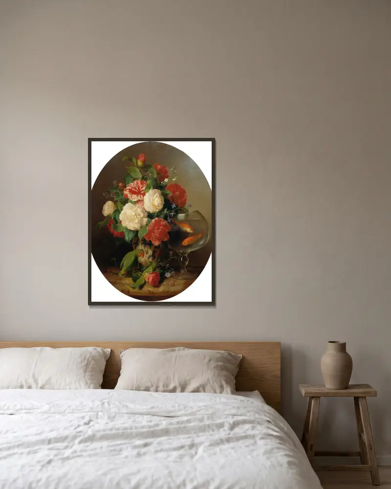 Blumenstück mit Goldfischglas von Josef Lauer gerahmt an einer Wand