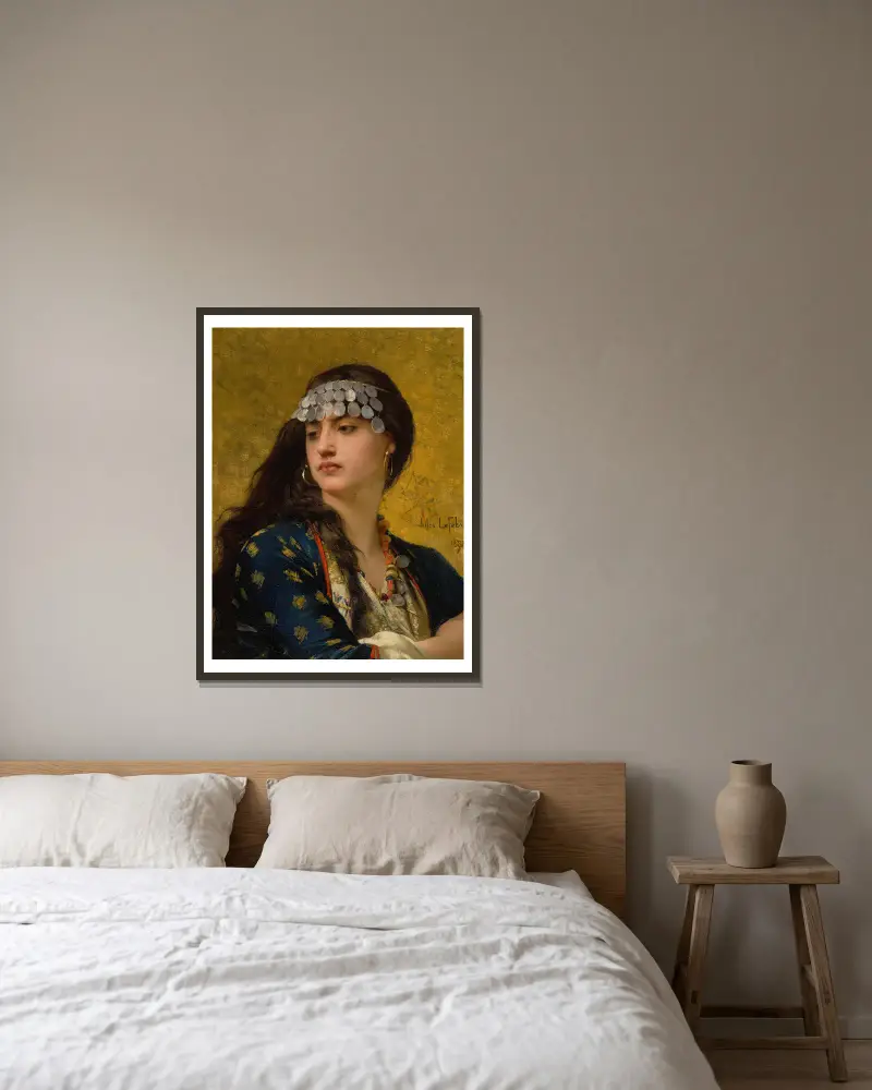 Fatima, Jules Joseph Lefebvre v rámu na stěně