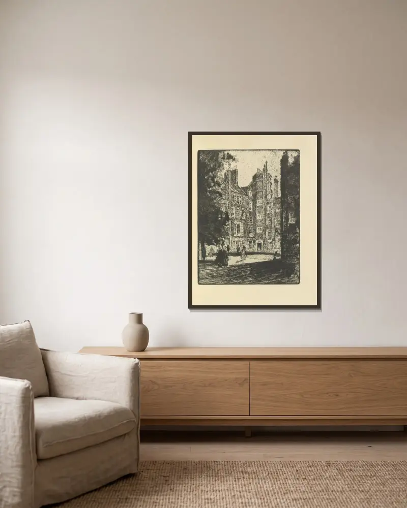 Old Court, Lincoln’s Inn av Joseph Pennell inramad på en vägg