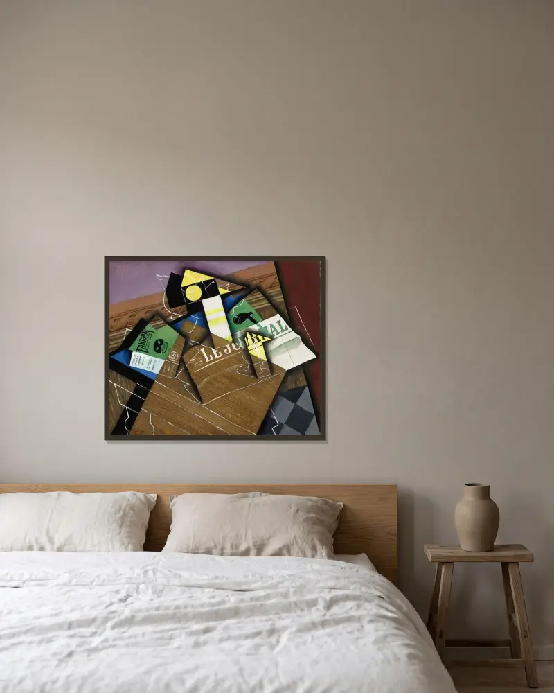 Fantômas av Juan Gris inramad på en vägg