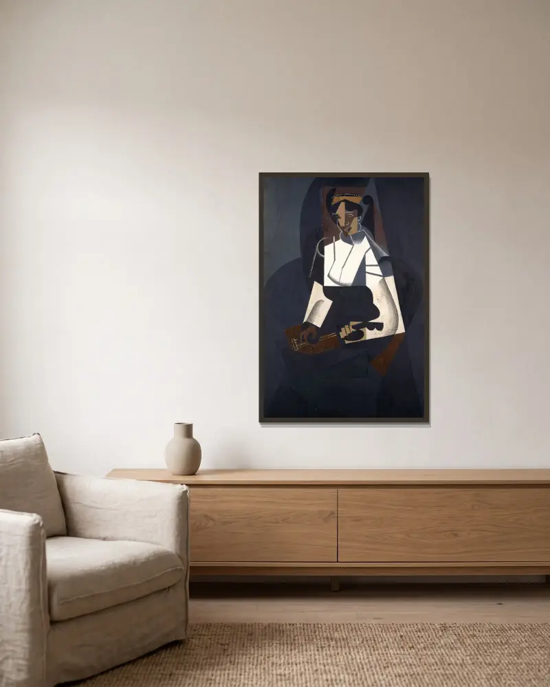 Frau mit Mandoline von Juan Gris gerahmt an einer Wand
