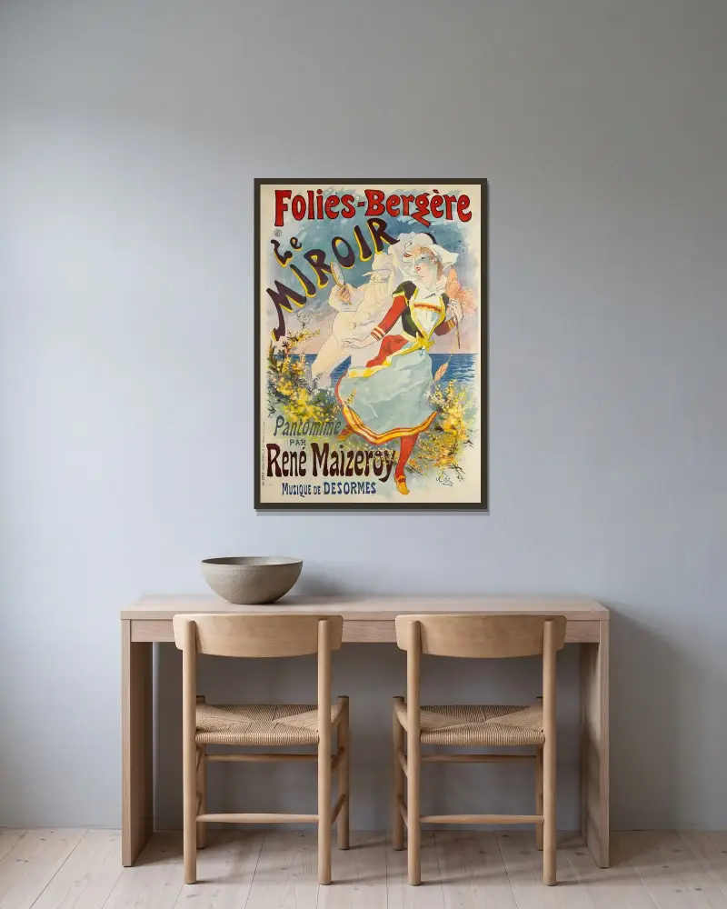 Folies-Bergère Le Miroir av Jules Chéret inramad på en vägg