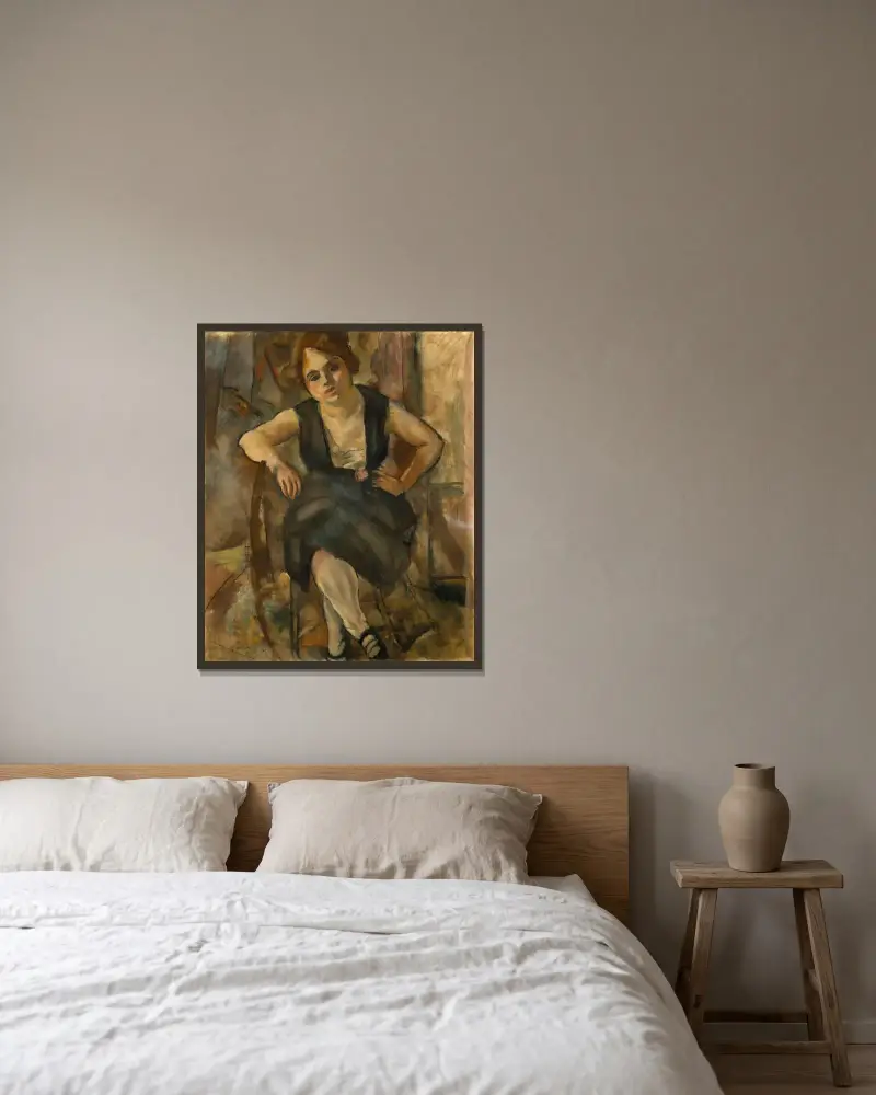 Ung kvinna i svart klänning av Jules Pascin inramad på en vägg