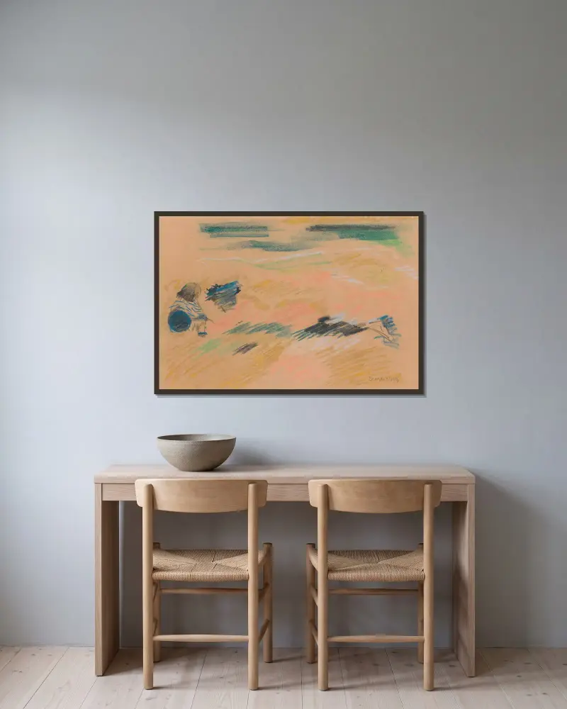 Kind mit Ball von Jules Schmalzigaug gerahmt an einer Wand