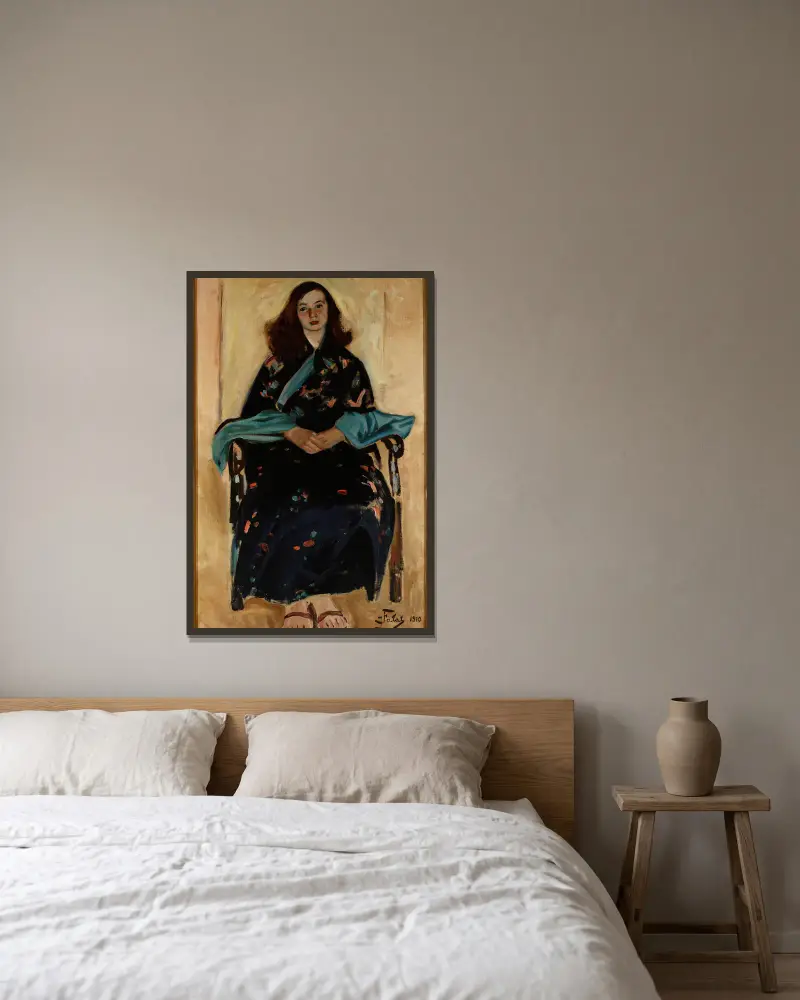 Woman in kimono av Julian Falat inramad på en vägg