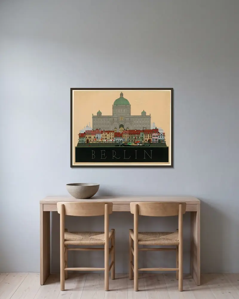 Berlin av Julius Klinger inramad på en vägg