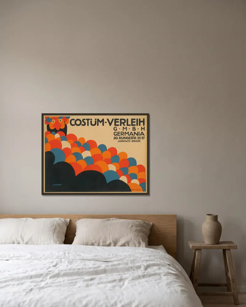 Costümverleih Germania von Julius Klinger gerahmt an einer Wand