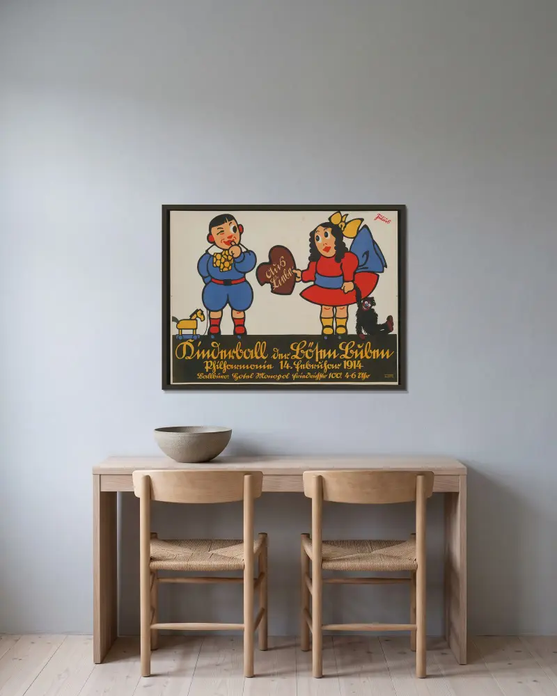 Kinderball der Bösen Buben, 1914 von Julius Klinger gerahmt an einer Wand