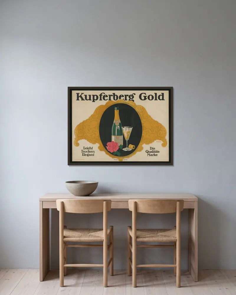 Kupferberg Gold av Julius Klinger inramad på en vägg