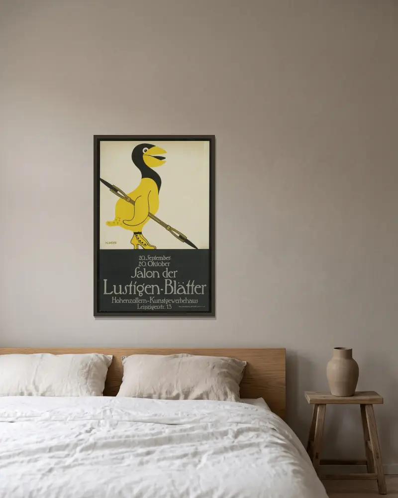 Salon der Lustigen Blätter av Julius Klinger inramad på en vägg