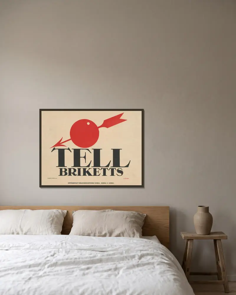 Tell Briketts av Julius Klinger inramad på en vägg