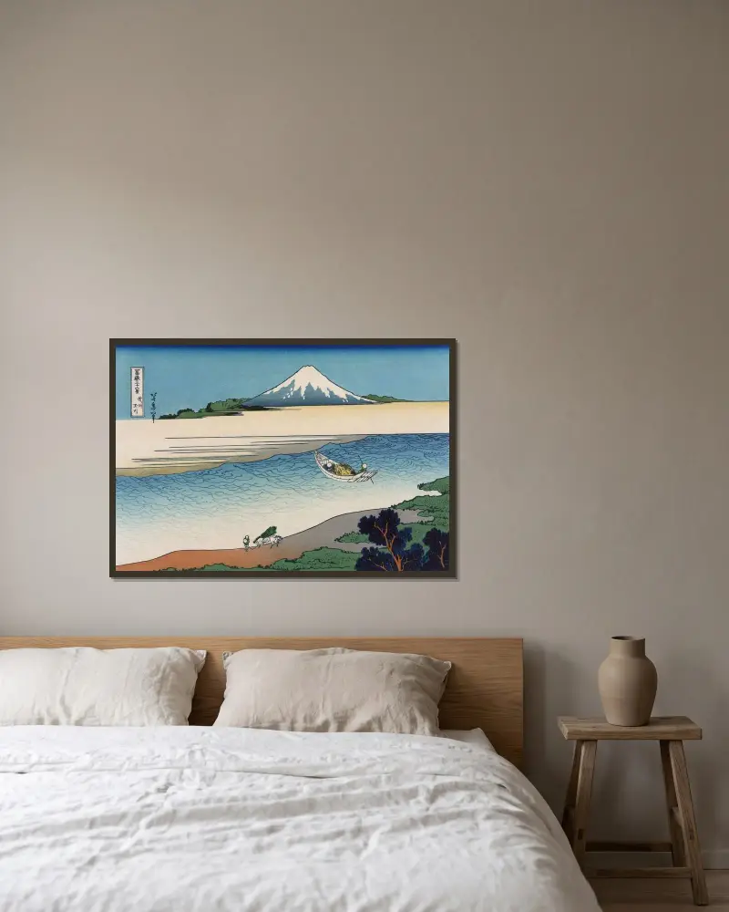 Bushū tamagawa av Katsushika Hokusai inramad på en vägg