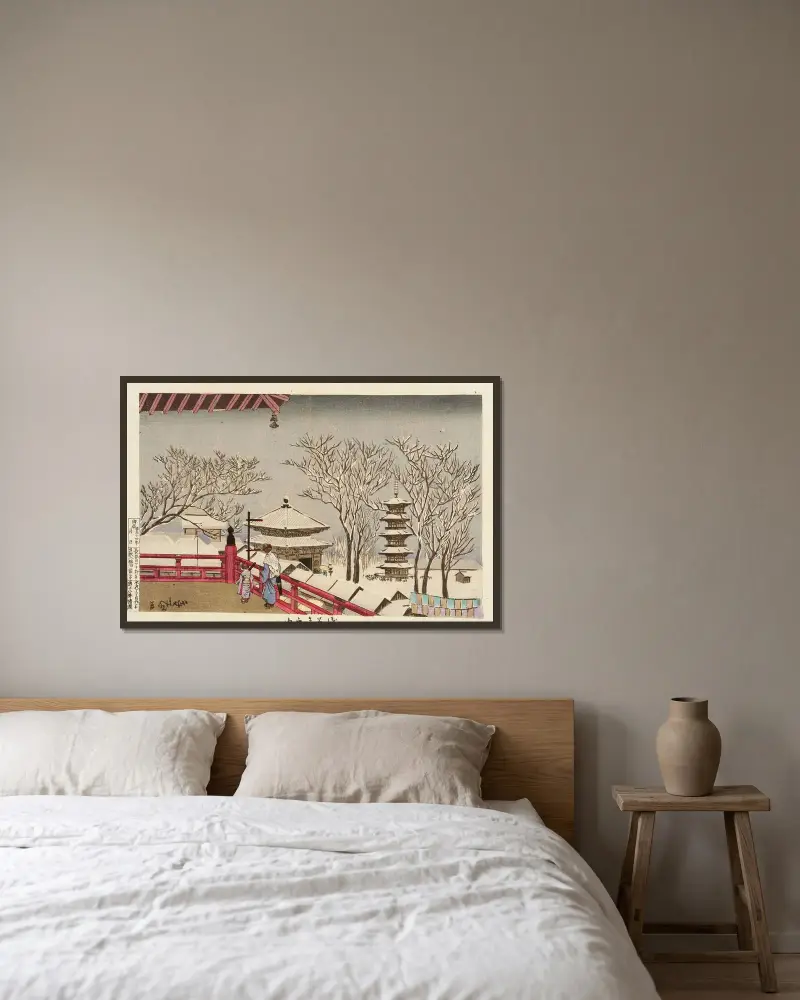 Templet Sensōji i snö av Kobayashi Kiyochika inramad på en vägg