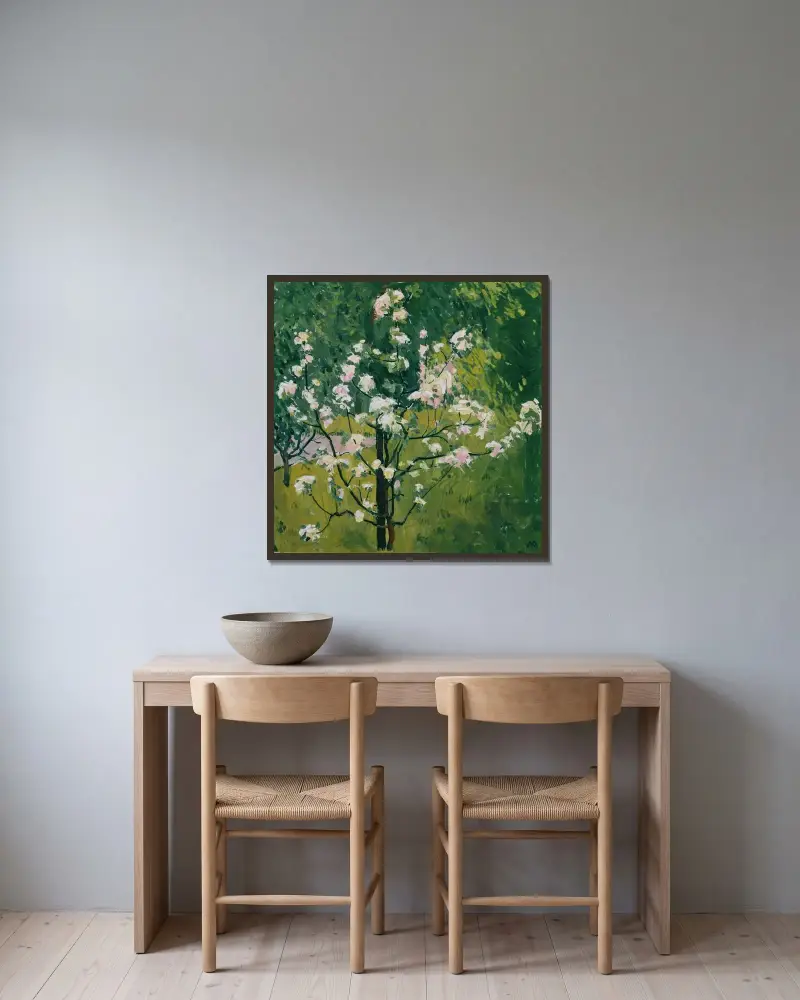 Blühendes Bäumchen von Koloman Moser gerahmt an einer Wand