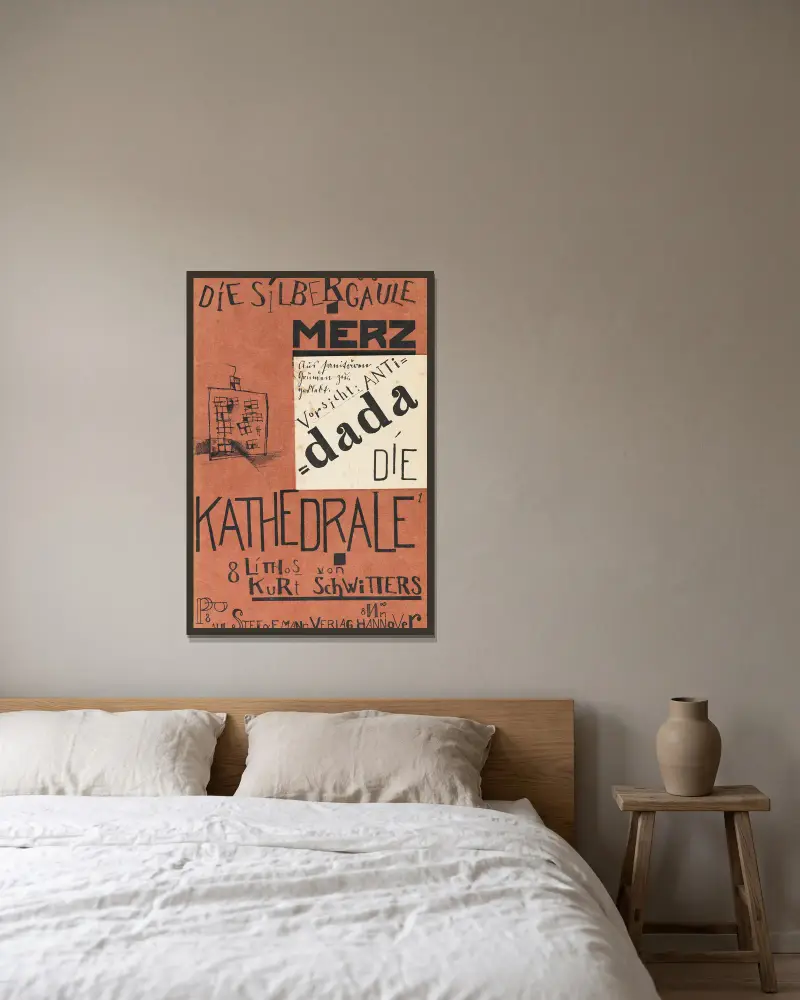 Die Silbergäule von Kurt Schwitters gerahmt an einer Wand
