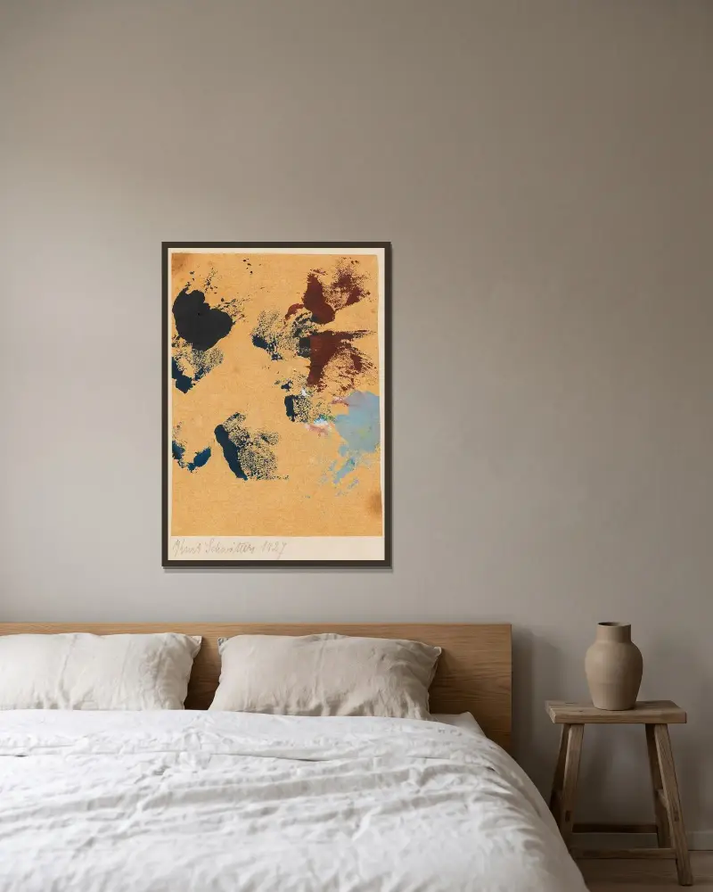 Utan titel (sprutande färg) av Kurt Schwitters inramad på en vägg