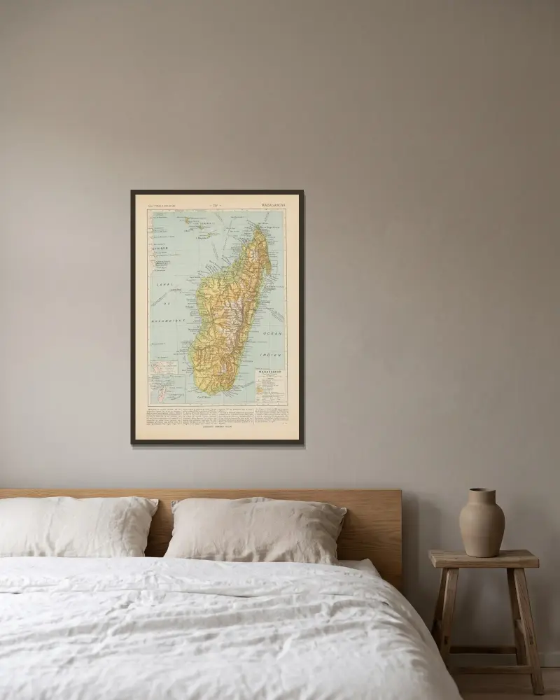 Madagaskar von Paul Vidal de La Blache gerahmt an einer Wand