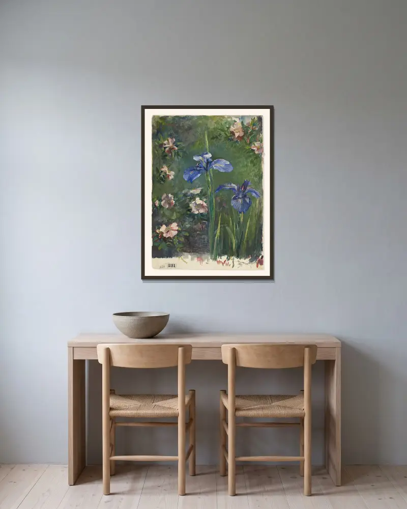 Wild Roses and Irises av John La Farge inramad på en vägg
