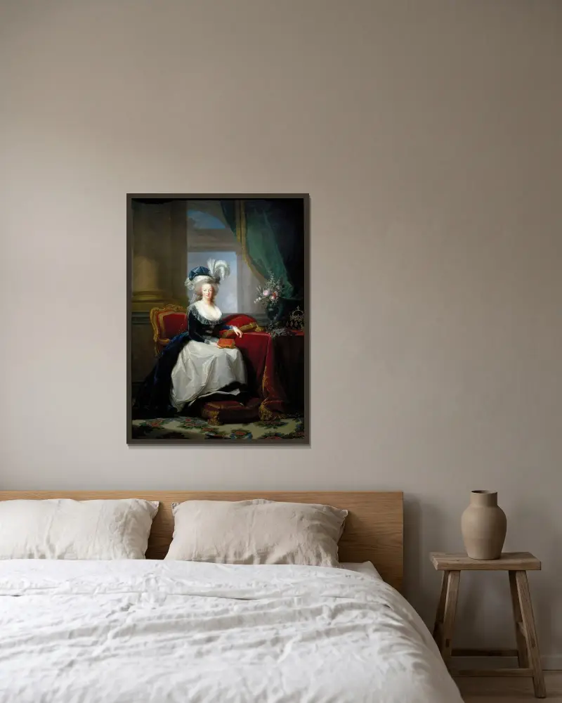 Porträtt av Marie Antoinette, Frankrikes drottning av Elisabeth Louise Vigée Le Brun inramad på en vägg