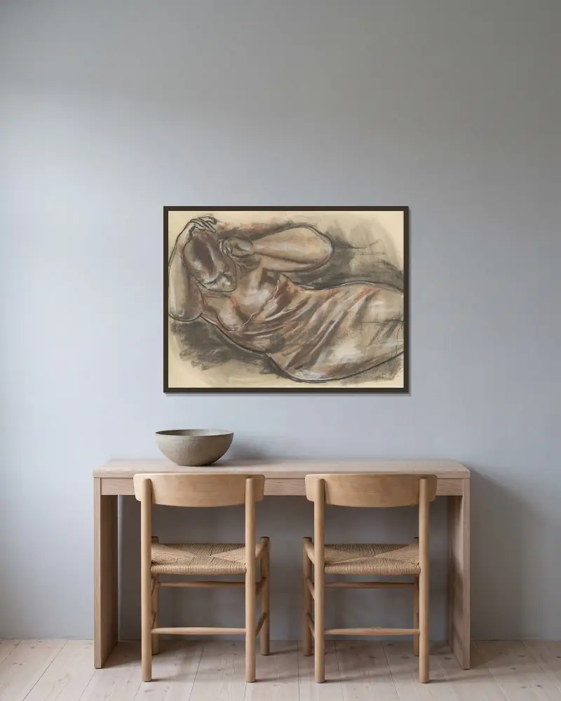 Liggande akt av Leo Gestel inramad på en vägg