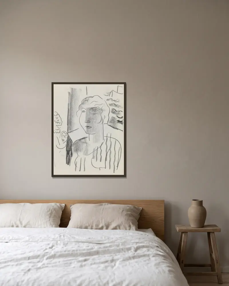 Studieblad med skiss av en kvinna av Leo Gestel inramad på en vägg
